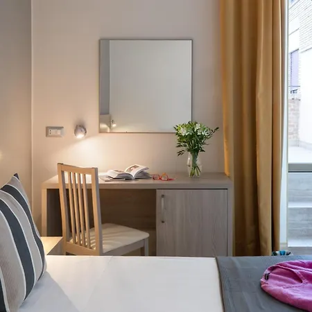 Hotel Domus Pacis 3*
