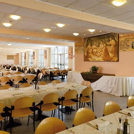 Domus Pacis Hotel