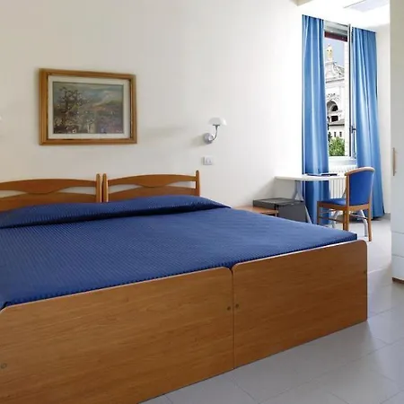 Hotel Domus Pacis 3*